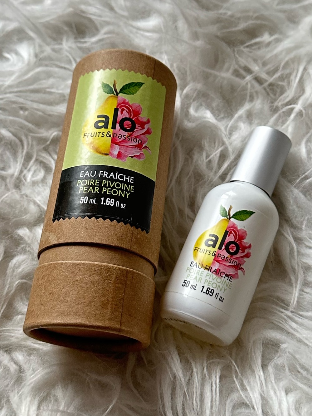 Fruits and Passion Alo Pear Peony Eau Fraiche